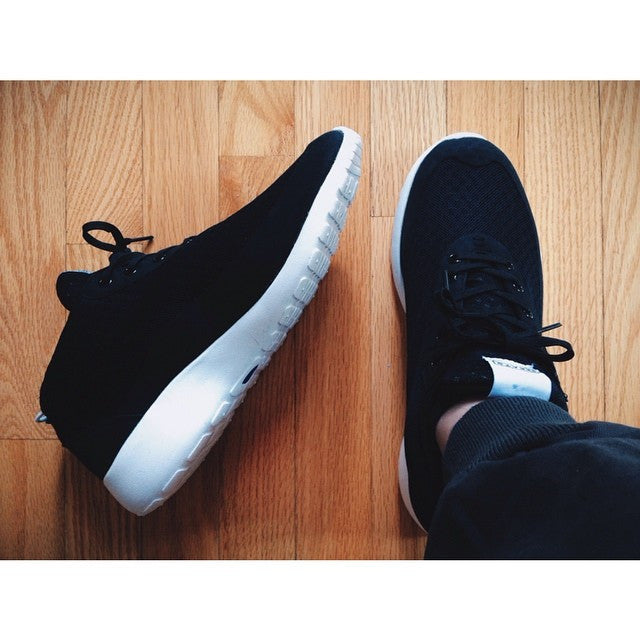 @leo_delarge: It's a #GREATS morning. #vsco #GreatsBrand #TheBab #vscocam #vscogram#iphoneonly #walkingonclouds #bab #instavsco #vscophile#whatsonyourfeet