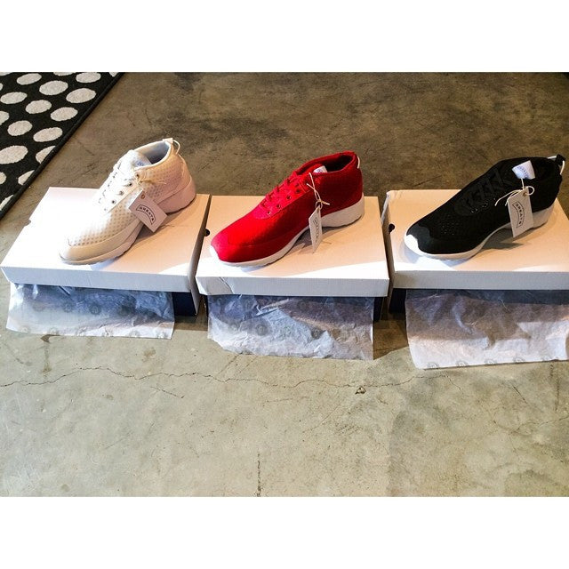 Maximillianlepold: @greatsbrand // Just in time for the weekend #thebab #greats #greatsbrand #showusyourgreats #borninbrooklyn #threepack #kicks #teamgreenwich #teamgreenwichin2014 