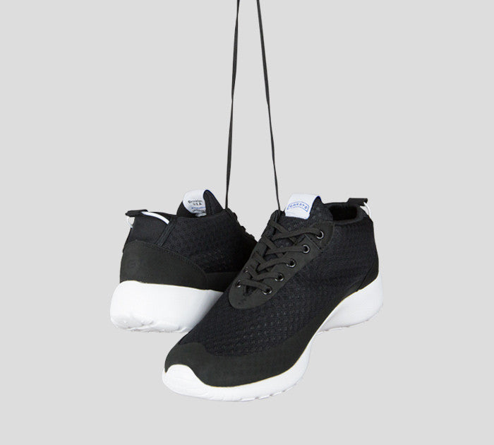 The Bab - Delta Black // White Sole