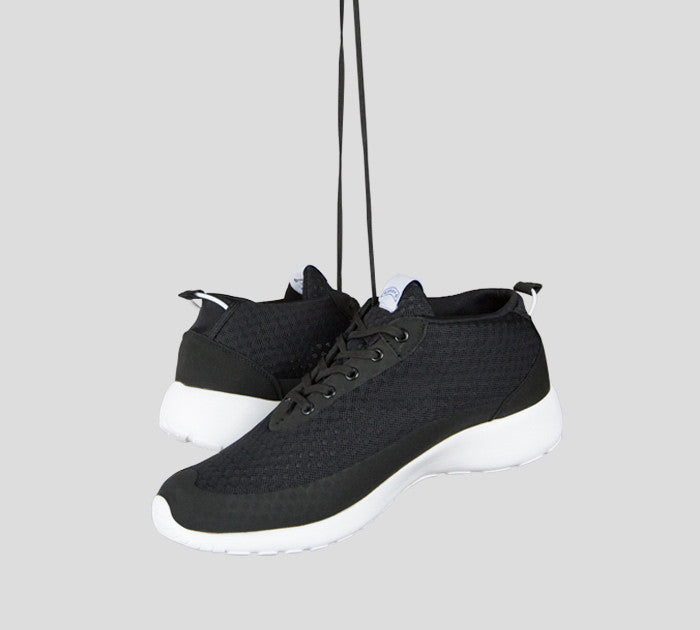 The Bab - Delta Black // White Sole