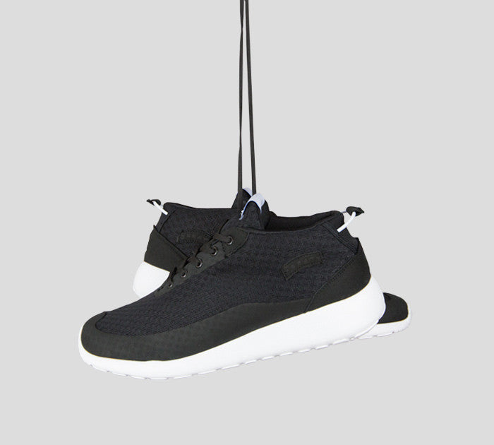 The Bab - Delta Black // White Sole